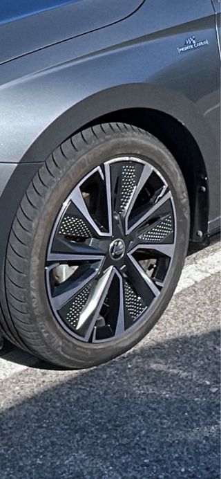 Tapacubos Skoda Fabia Montecarlo