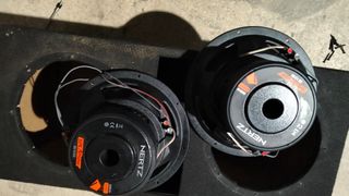 2 Subwoofers Hertz SPL Show