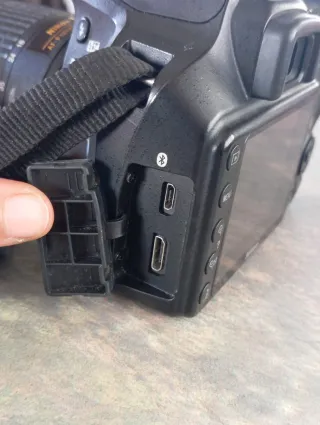 Cámara reflex Nikon D3400 + objetivo 18-55mm AF-P