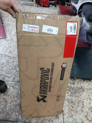 Escape Akrapovic Yamaha XMAX 125 AKRAPOVIC 2016