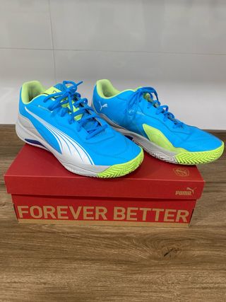 Zapatillas de pádel PUMA azules y verdes