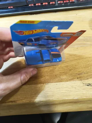 Hotwheels Circle Trucker