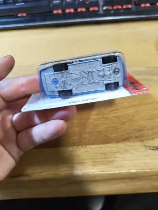 Hotwheels Circle Trucker