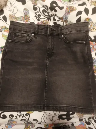 Falda vaquera negra talla 36