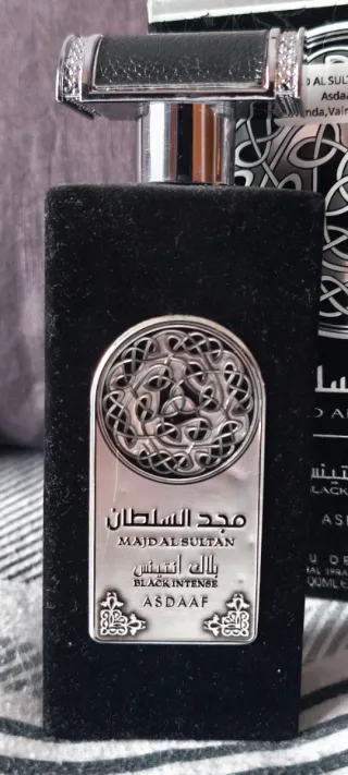 Asdaaf Majd al Sultan Black Intense