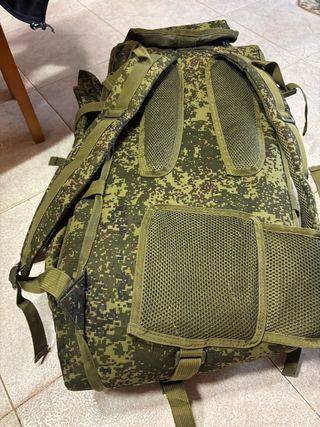 Mochila Caza Verde Militar con rifle