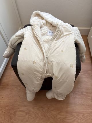 Buzo Zara Bebé Unisex Talla 6-9 Meses