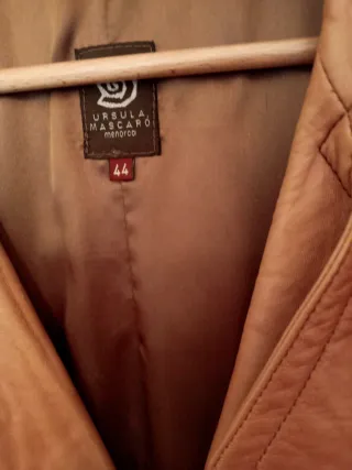 Abrigo de piel marrón