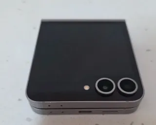 Samsung Galaxy Z Flip 6 Argento 12GB RAM/512GB Storage