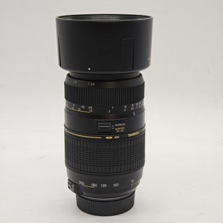 OBJETIVO TAMRON (NIKON) AF70-300MM F/4-5.6 + PARASOL + CAJA