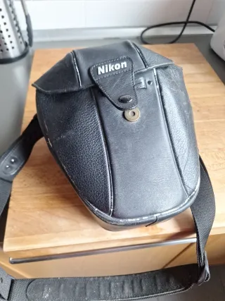 Funda Cámara Nikon Vintage Negra
