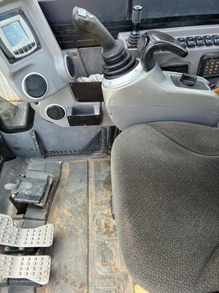 Miniexcavadora JCB 85Z-1