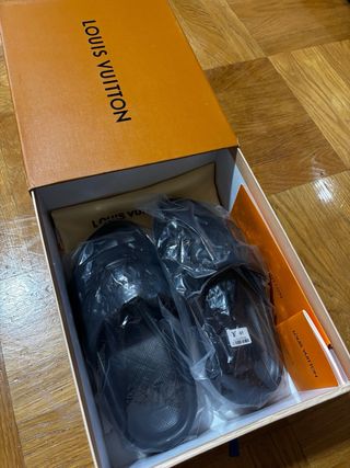 Louis Vuitton Waterfront Mule Nere
