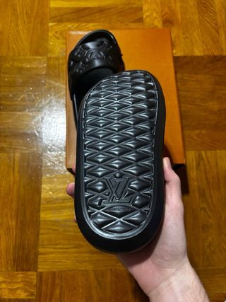 Louis Vuitton Waterfront Mule Nere