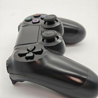 CONSOLA PS4 FAT 500GB CON CABLES Y MANDO