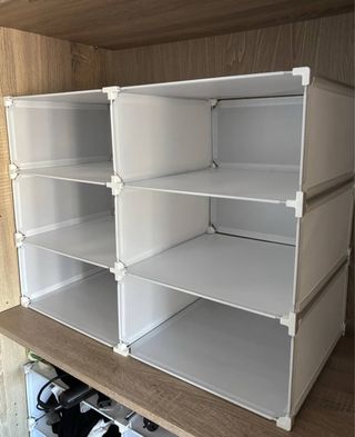 1 Estantería Modular 6 Módulos