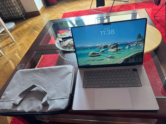 MacBook Pro 16 M1 Max 64GB RAM 1TB SSD