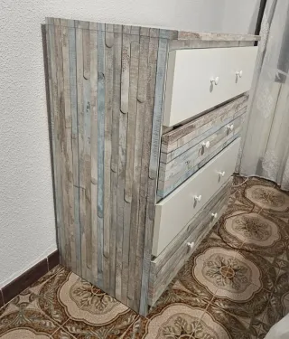 Cómoda IKEA 4 cajones 80.3x100 cm