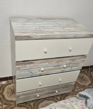Cómoda IKEA 4 cajones 80.3x100 cm