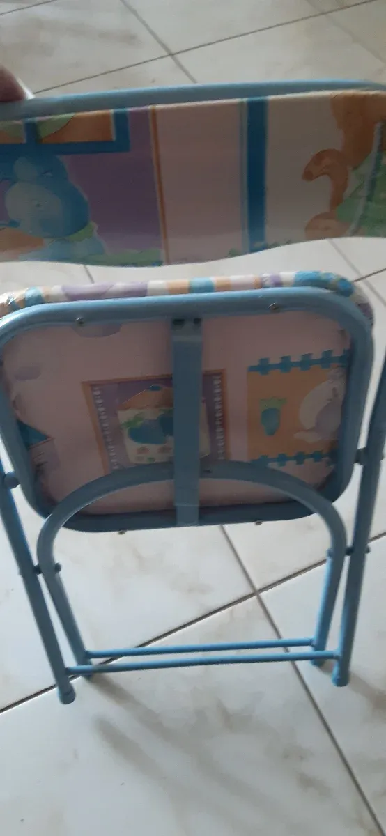 Sedia pieghevole per bambini con disegni