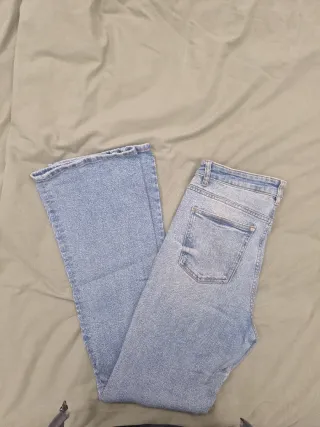 Pantalón campana ZARA azul