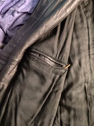 Chaqueta de piel ovina negra