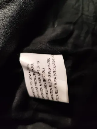 Chaqueta de piel ovina negra