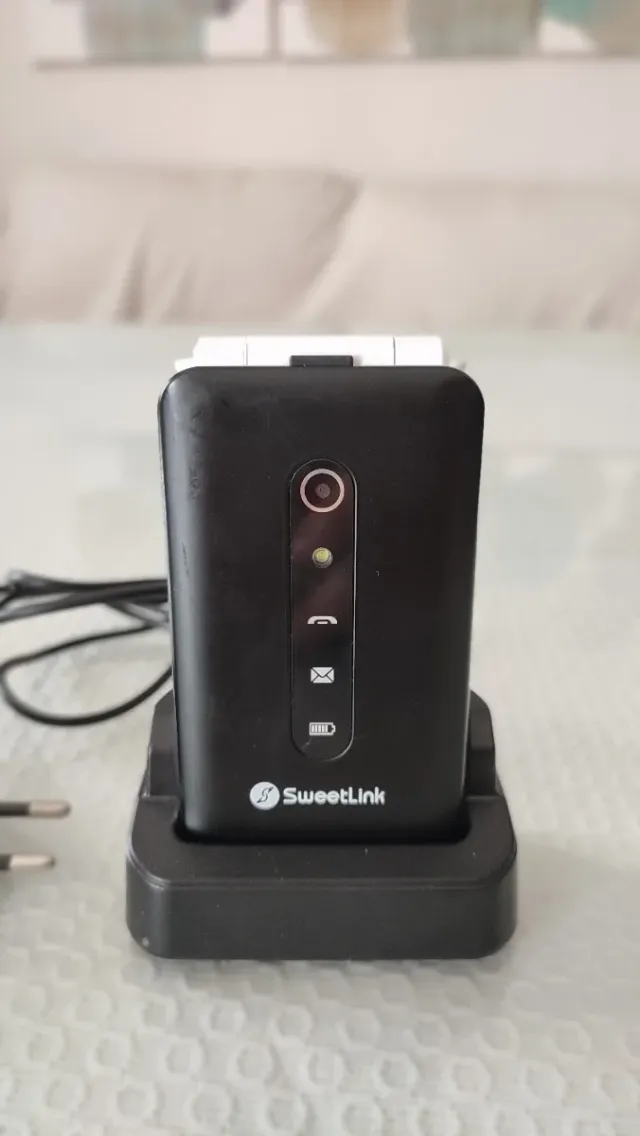 Teléfono móvil SweetLink negro