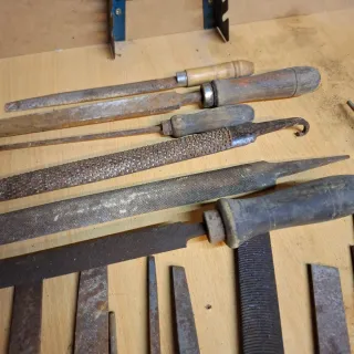 Lote de limas y herramientas