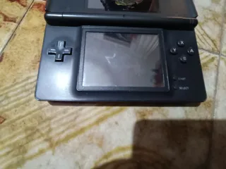 Nintendo Ds cerniera rotta