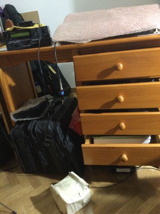 Escritorio 4 cajones madera