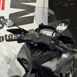 YAMAHA Tricity 300