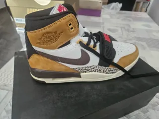 Jordan Legacy 312 Marrón Barroco Talla 45