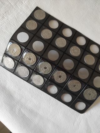 Monedas 50 céntimos y 10 pesetas