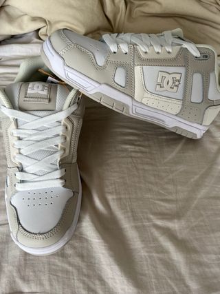 Zapatos DC Shoes Beige/Blanco Talla 44