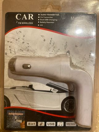 Transmisor FM Coche 8 en 1 USB tarjeta SD