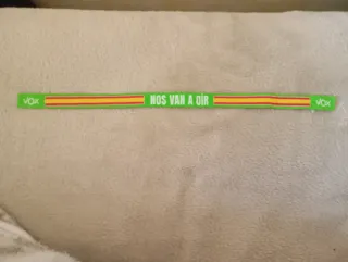 Pulsera VOX Nos Van a Oír la unidad