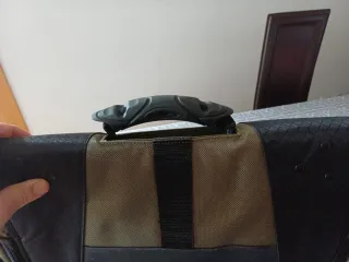 Bandolera Converse Negra y Verde