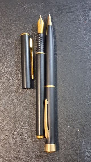Pareja Bolígrafo y Pluma Estilográfica Negro/Dorad
