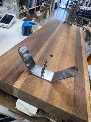 Jamonero Nerthus Madera y Metal