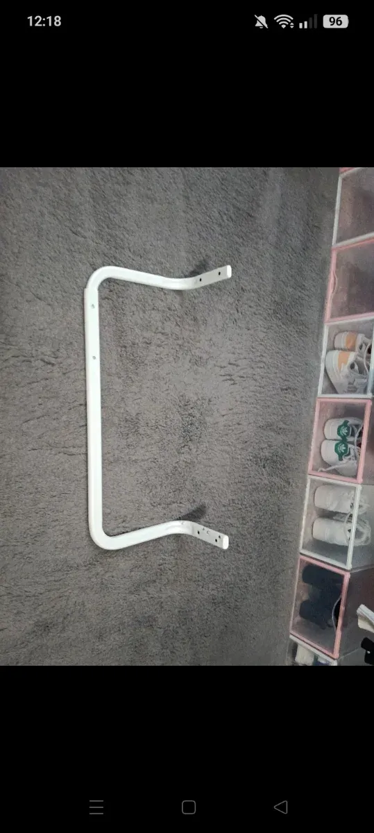 Barra colgar extensible