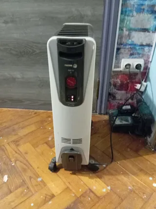 Radiador Eléctrico Fagor 2000W