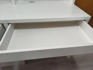 Escritorio blanco 105x50 del ikea