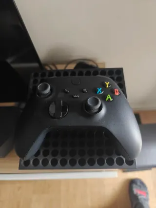 Xbox Series X + Mando + Baterías + Expansión 1TB
