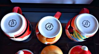 tazas navideñas pintadas y hechas a mano