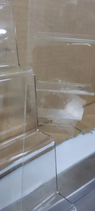 Expositor acrílico escalonado