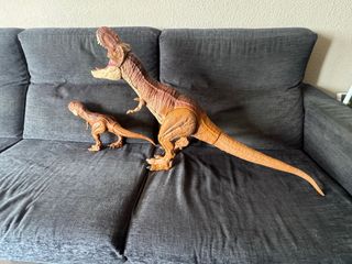 Dinosaurio T-Rex Juguete Grande y Pequeño