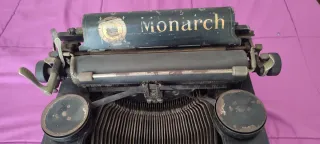 Máquina de escribir Monarch Visible antigua