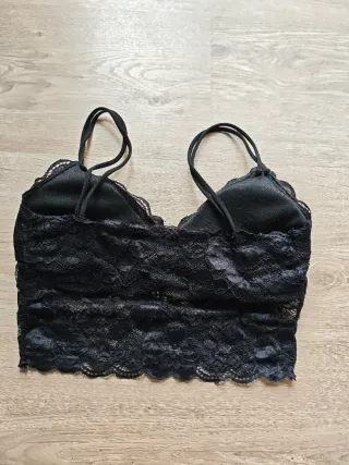 Brasier de encaje negro talla XS