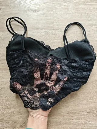Brasier de encaje negro talla XS